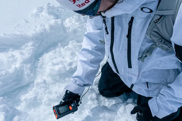 Avalanche awareness course in Chamonix